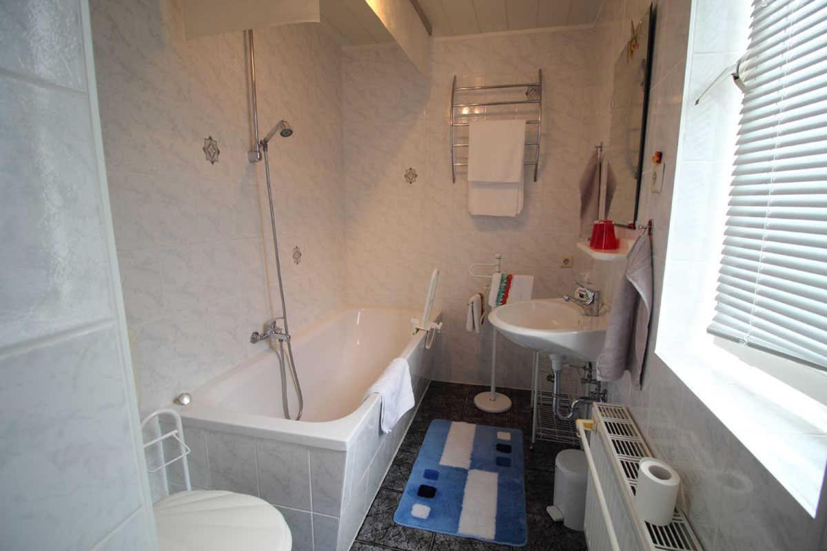 Ferienwohnung Thurk Sassnitz Luaran gambar